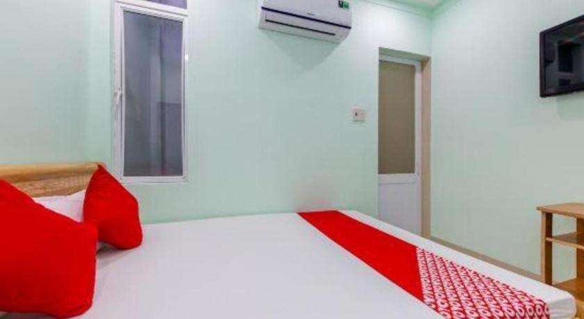 Oyo 898 Phuong Thao Hotel Nha Trang Esterno foto