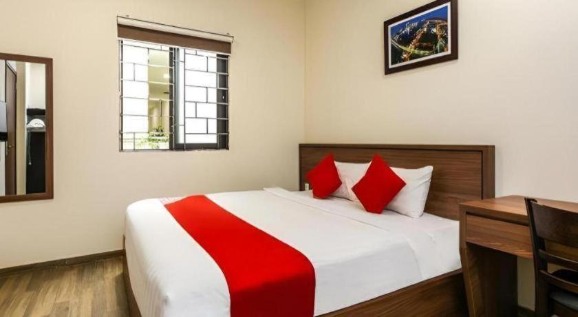 Oyo 898 Phuong Thao Hotel Nha Trang Esterno foto