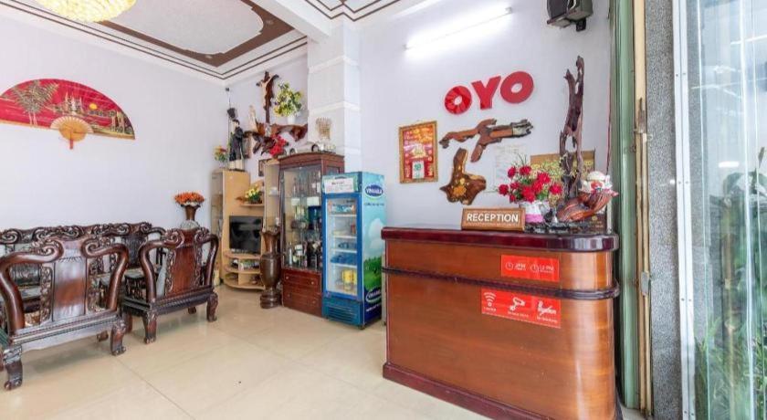 Oyo 898 Phuong Thao Hotel Nha Trang Esterno foto