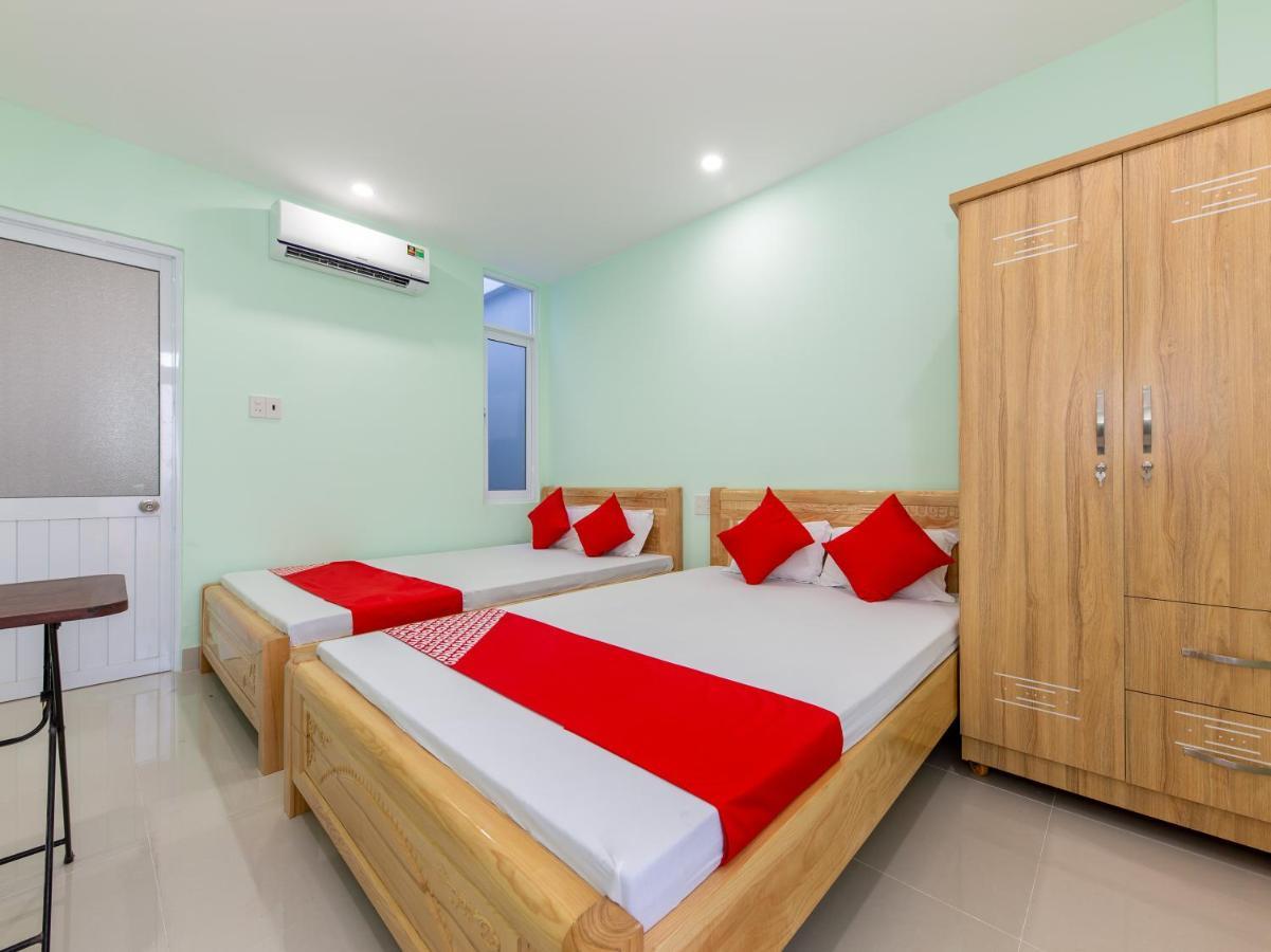 Oyo 898 Phuong Thao Hotel Nha Trang Esterno foto