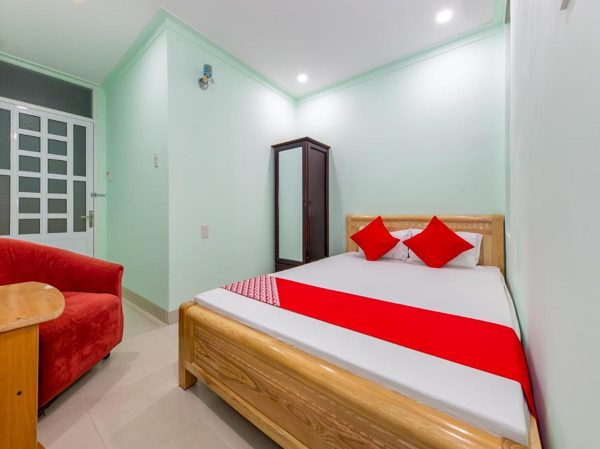 Oyo 898 Phuong Thao Hotel Nha Trang Esterno foto