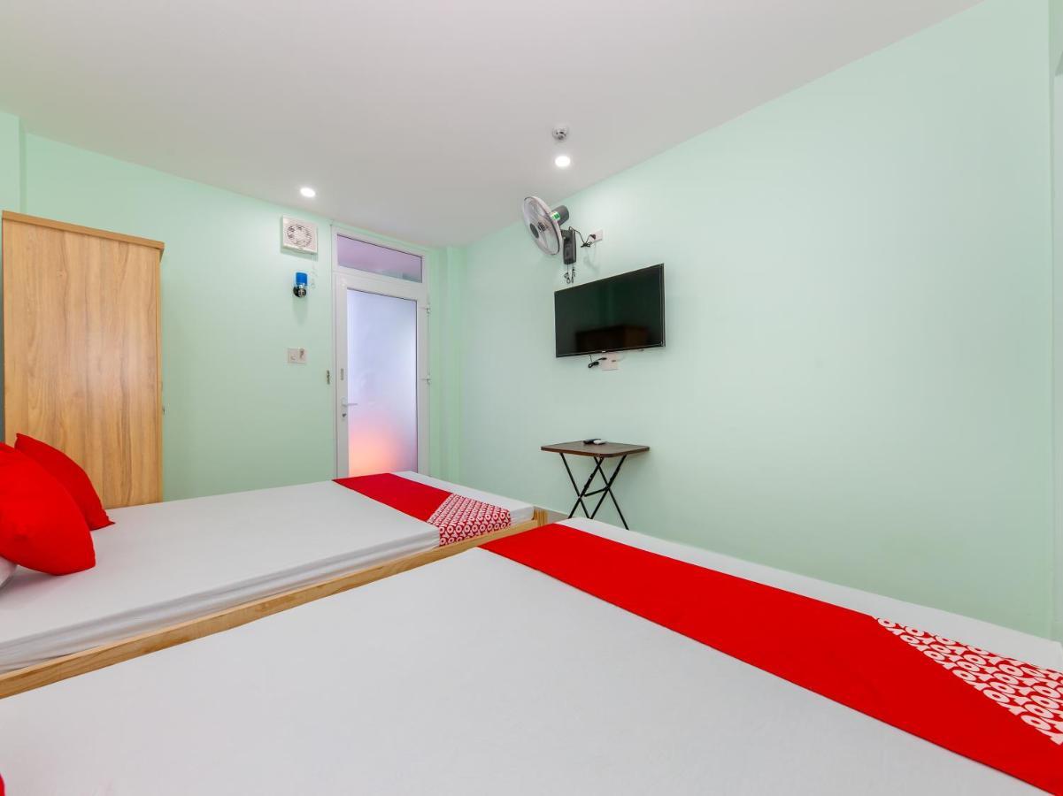 Oyo 898 Phuong Thao Hotel Nha Trang Esterno foto