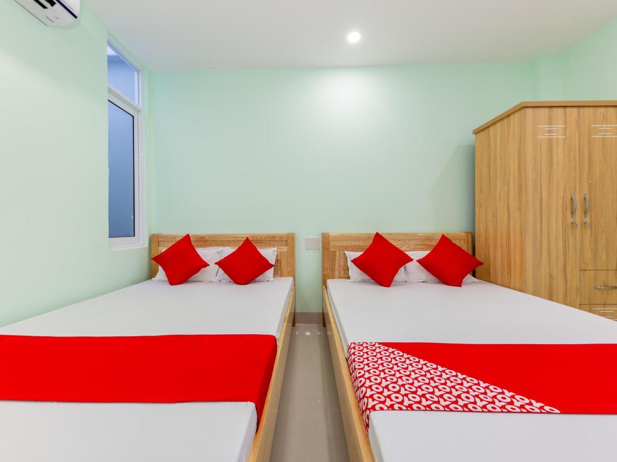 Oyo 898 Phuong Thao Hotel Nha Trang Esterno foto