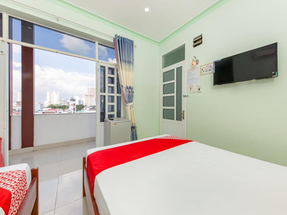 Oyo 898 Phuong Thao Hotel Nha Trang Esterno foto
